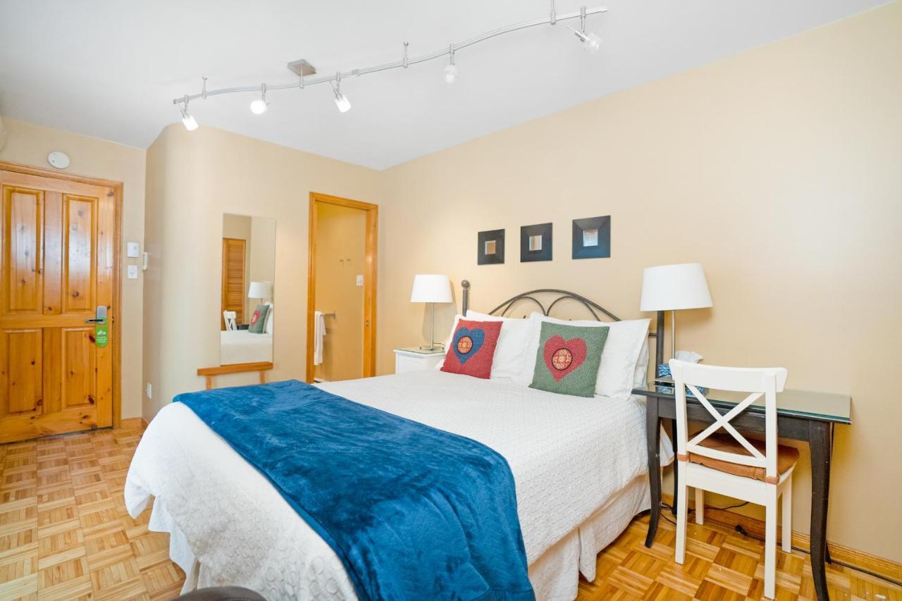 Accueil Chez Francois Bed and Breakfast Montréal Eksteriør billede