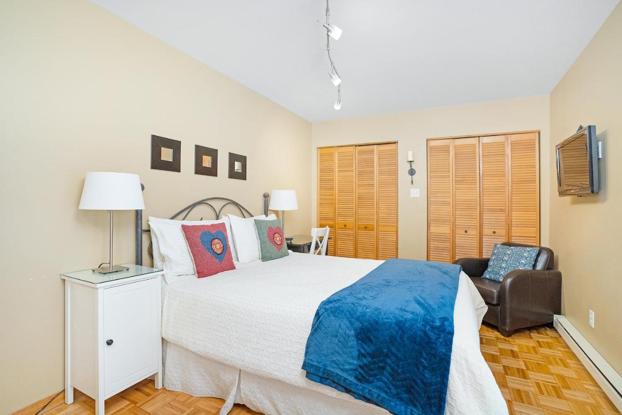Accueil Chez Francois Bed and Breakfast Montréal Eksteriør billede